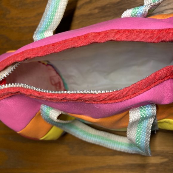 Bermuda Pouch - Picture 11 of 11